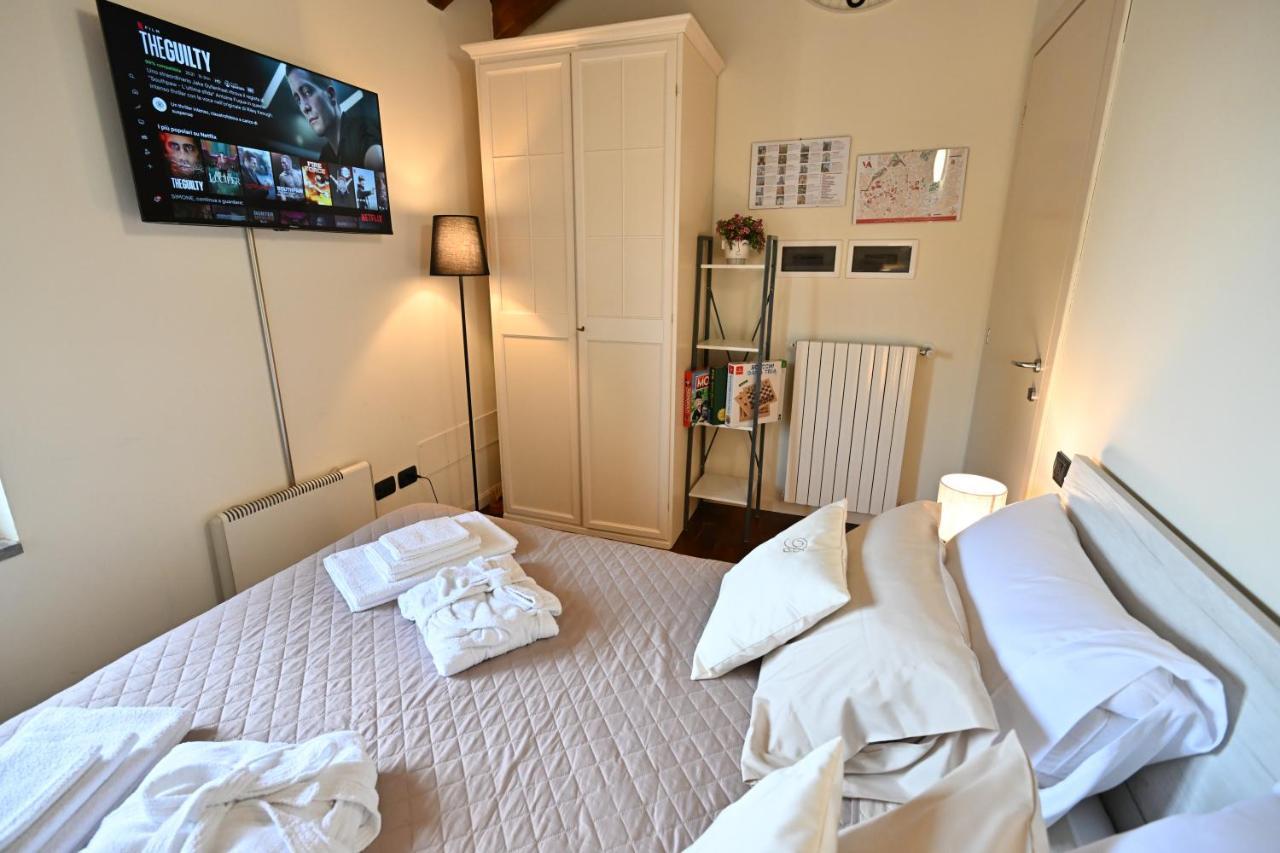 Aura Loving Home Con 4 Posti Letto, Cucina Completa, Terrazzo Ed Un Grande Parco Verde Serravalle d'Asti Luaran gambar