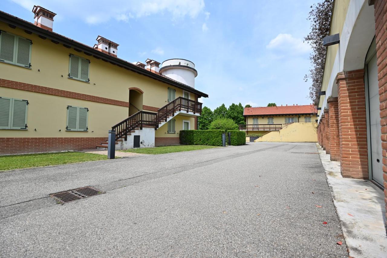 Aura Loving Home Con 4 Posti Letto, Cucina Completa, Terrazzo Ed Un Grande Parco Verde Serravalle d'Asti Luaran gambar