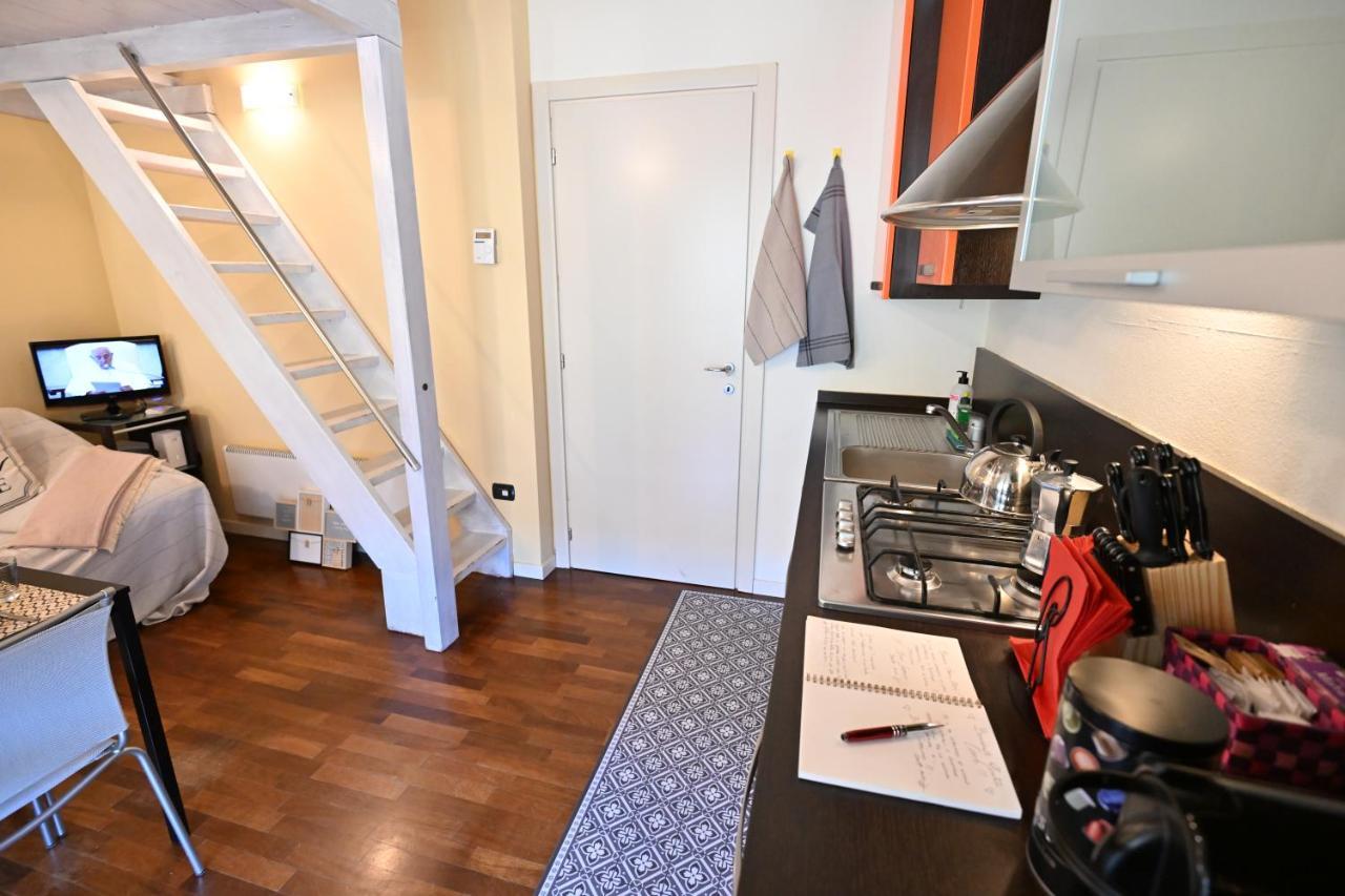 Aura Loving Home Con 4 Posti Letto, Cucina Completa, Terrazzo Ed Un Grande Parco Verde Serravalle d'Asti Luaran gambar